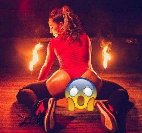 aussietwerk nudes actress pics