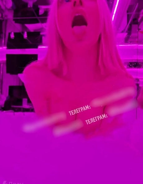 Kareyka hd pornstar pic