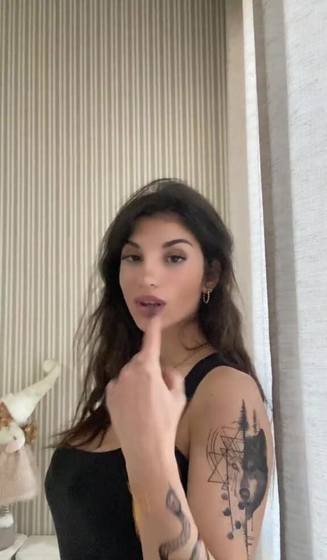 ika dauria sex actress archive