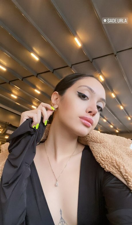 aysgencc model sexy pic