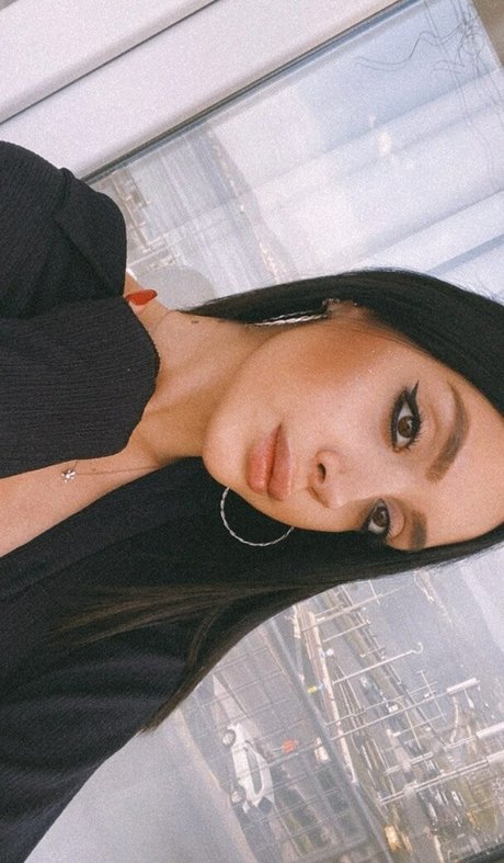 aysgencc best model pictures