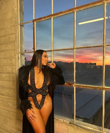 Kassandra Lee star hot gallery