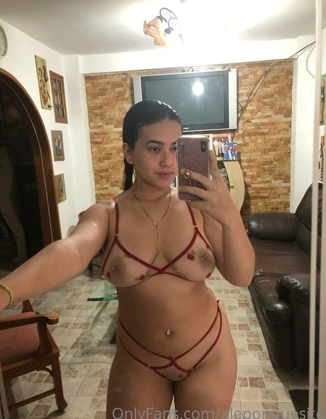 aleponquesito sexy model archive