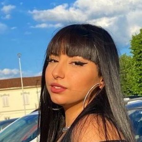 Raxien pornstar pretty archive