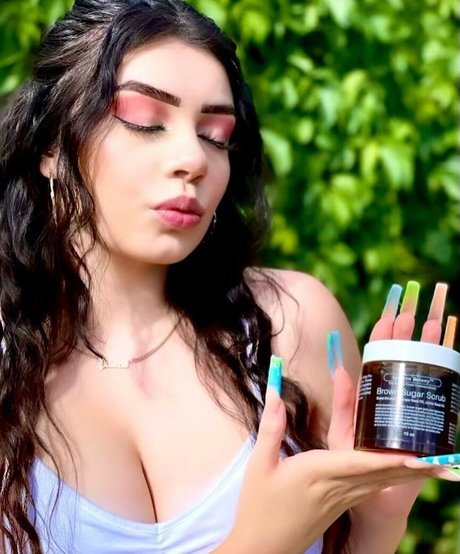 Lilbittyliv porn actress img