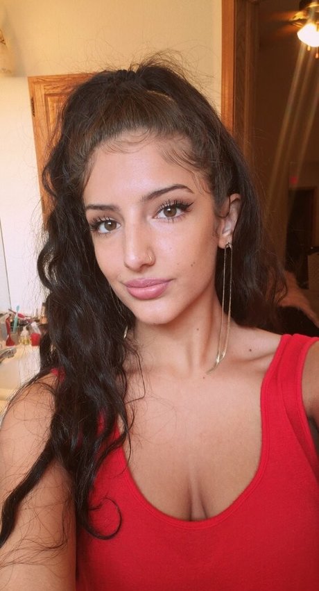 sarahsweetest nice pornstar image