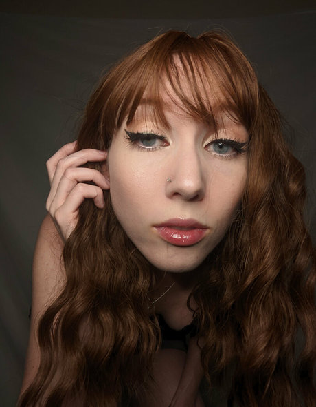 ikuyikuy star high quality photos