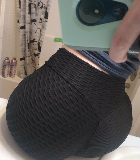 ikuyikuy sexy actress pics