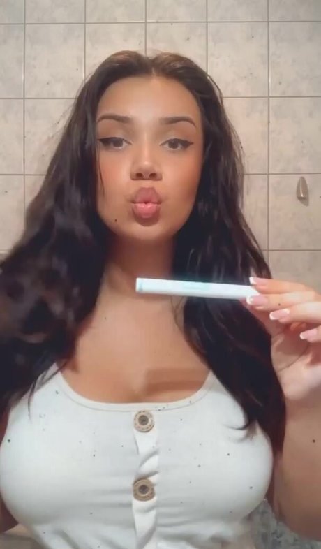 tattooed shemale onlyfans nude pics