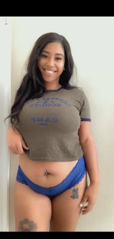 prettymilly model nude img