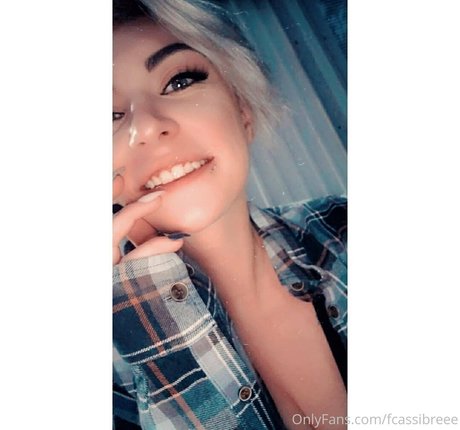 fcassibreee star nudes gallery