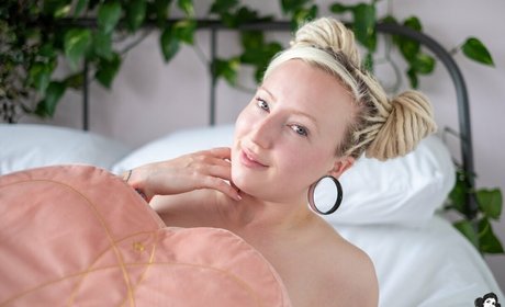 suicidegirlsuk pornstar sexy picture