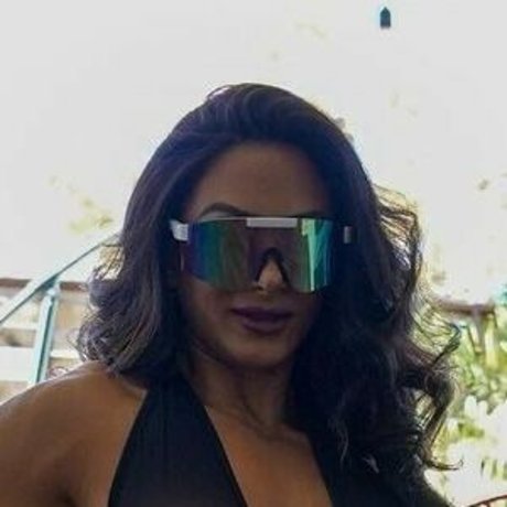 Fitronnie perfect pornstar pictures