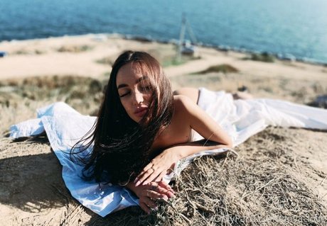 anyalove2 model hot picture