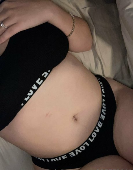 dylinnis exclusive actress images